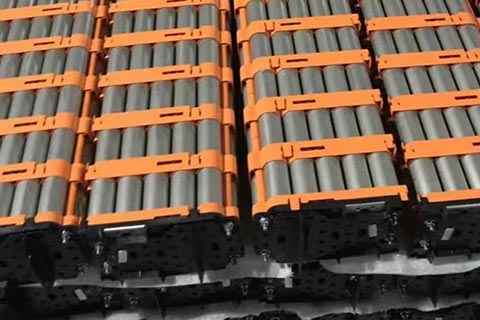 麒麟三宝正规公司上门回收叉车蓄电池,上门回收锂电池